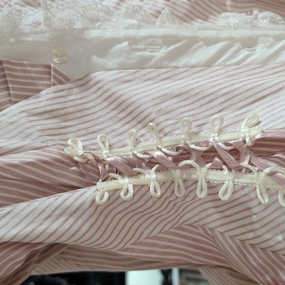 Mara Margo Women's Pink and White Lace-Up Blouse - Picture 3 of 10